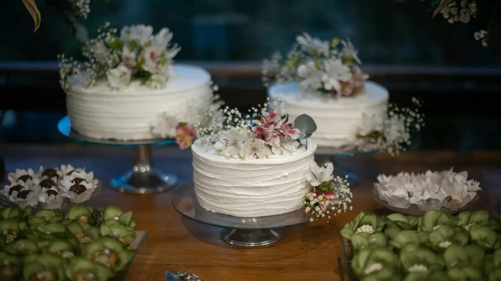 Elegant bryllupskake